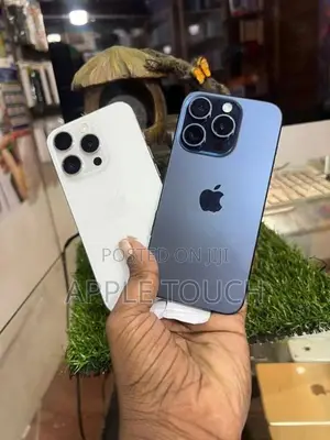 Apple iPhone 15 Pro (Used)