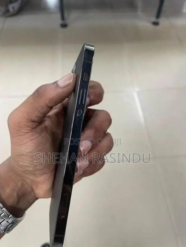 Apple iPhone 12 Pro 256gb (Used)