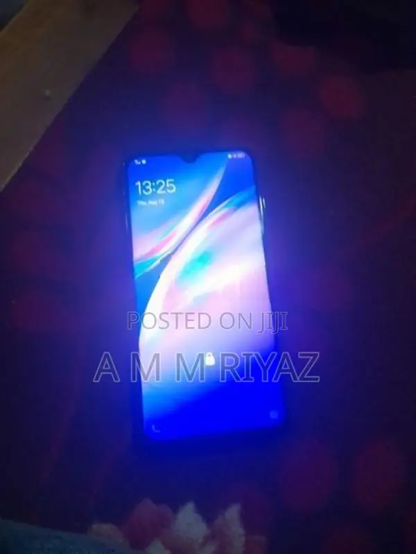 Vivo Y1s 2GB 32GB (Used)