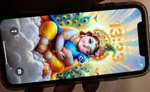 Apple iPhone XR (Used)