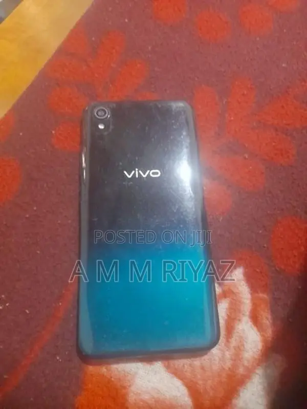 Vivo Y1s 2GB 32GB (Used)