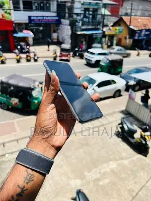 Apple iPhone XS Max 64GB (Used)