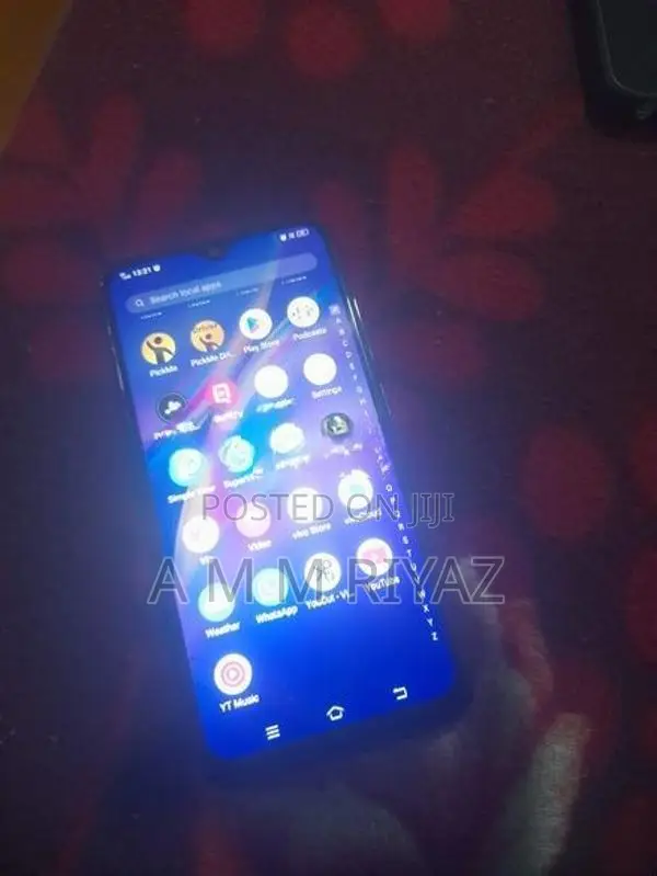Vivo Y1s 2GB 32GB (Used)