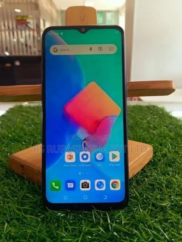 Tecno Spark 8c / 2GB 64GB (Used)
