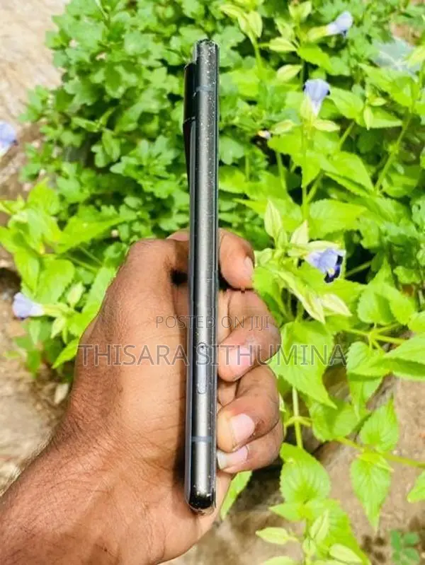 Google Pixel 6 (Used)