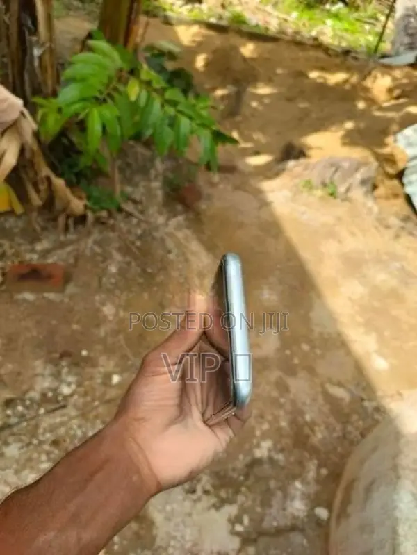 Xiaomi Redmi 10A kandisen nllam (Used)