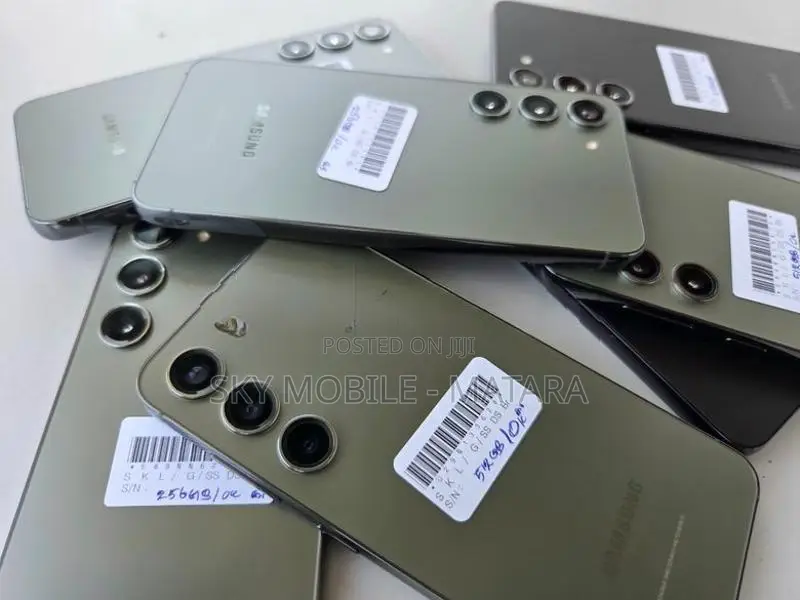 Samsung Galaxy S23 256GB (Used)