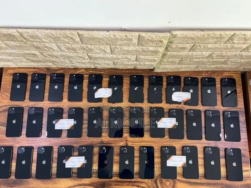 Apple iPhone 13 128GB (Used)