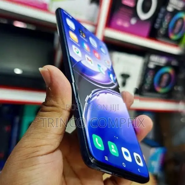Vivo V50e (Used)