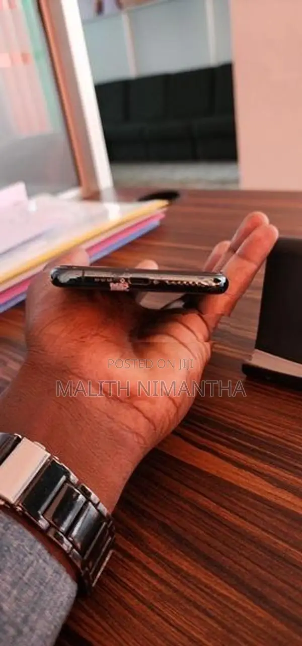 Apple iPhone 11 Pro (Used)