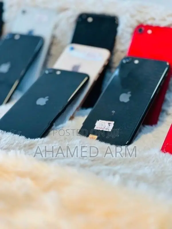 Apple iPhone SE (Used)