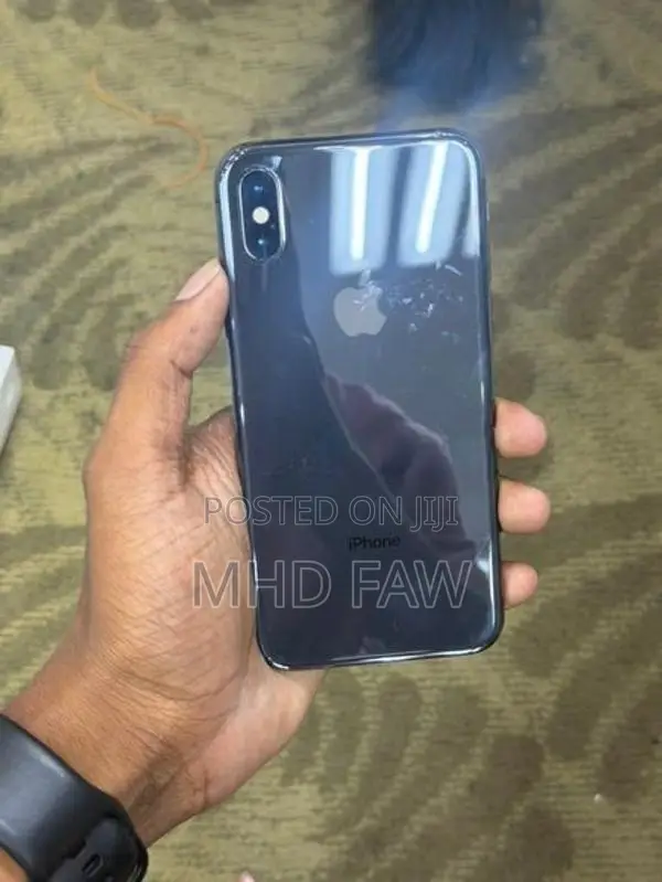 Apple iPhone X 256GB (Used)