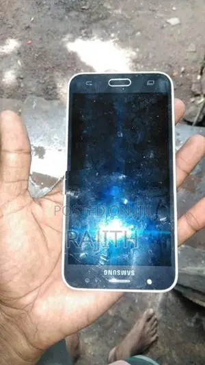 Samsung Galaxy J5 (Used)