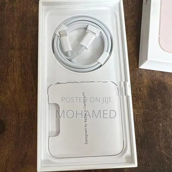 Apple iPhone 13 (Used)