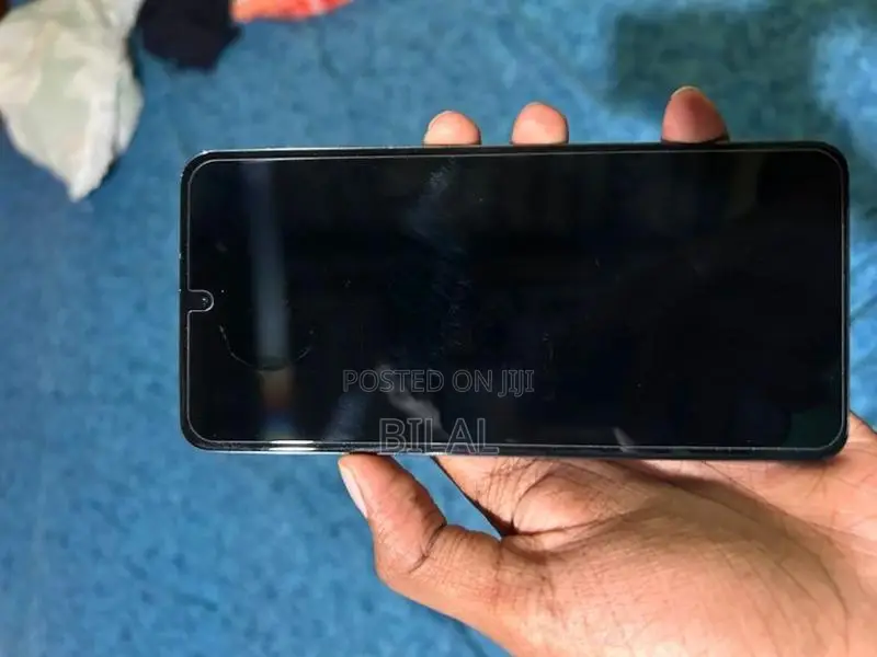 Samsung Galaxy S21 (Used)
