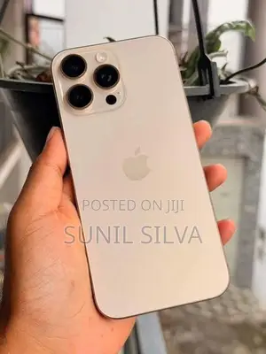 Apple iPhone 16 Pro Max (Used)