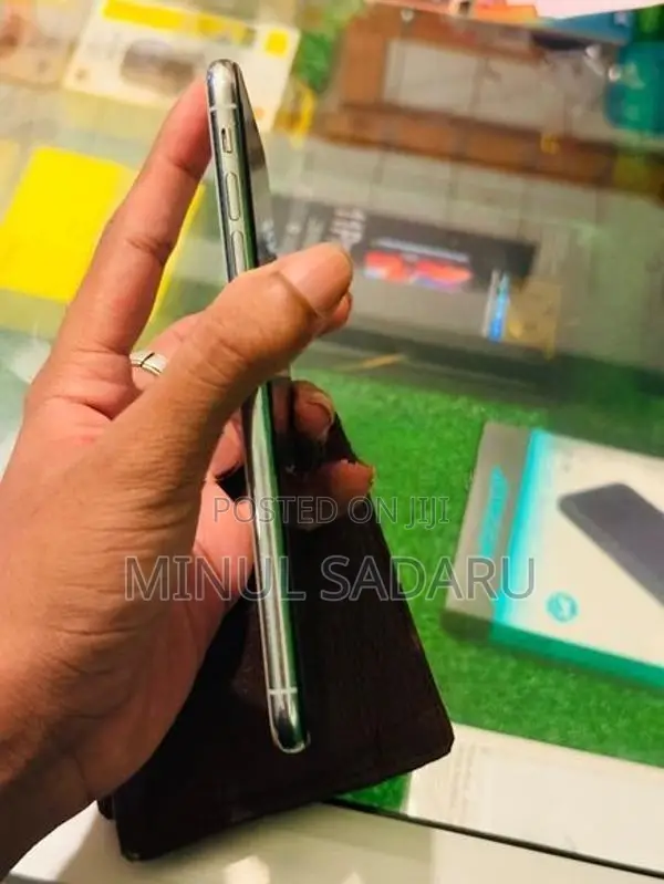 Apple iPhone XS Max 256GB (Used)