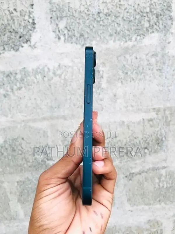 Apple iPhone 13 128GB (Used)