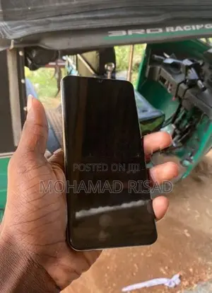 Samsung Galaxy A50 S (Used)