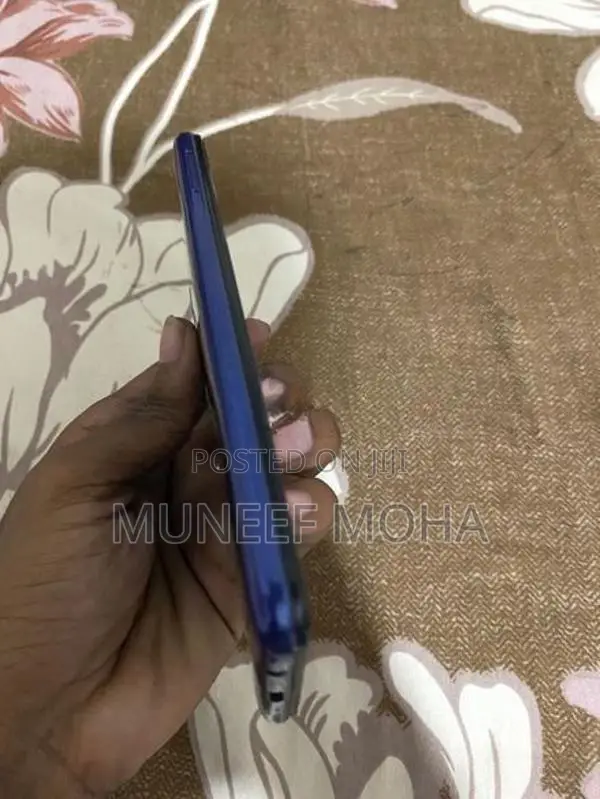 Samsung Galaxy M20 (Used)