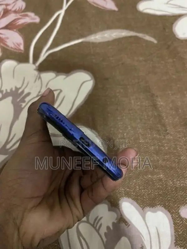 Samsung Galaxy M20 (Used)