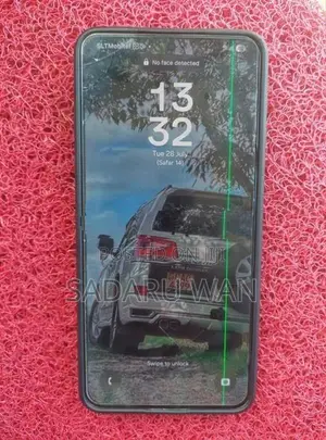 Samsung Galaxy S21 (Used)