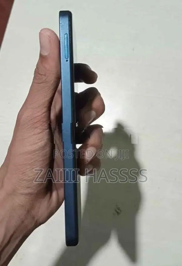 ZTE nubia V60 (Used)