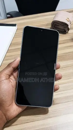 Samsung Galaxy A17 (Used)