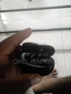 Elecomi Earbuds Used