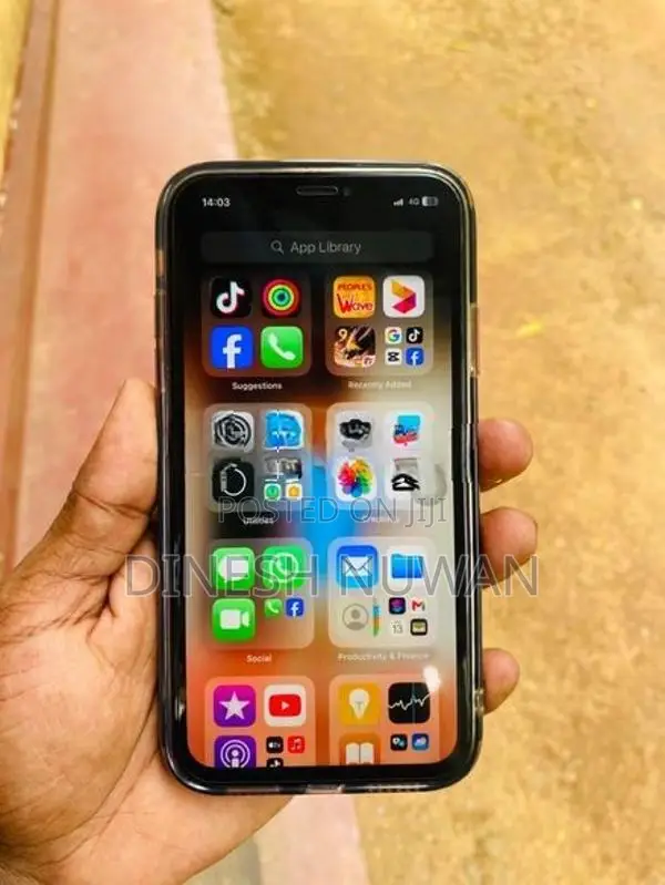 Apple iPhone XR 128GB (Used)