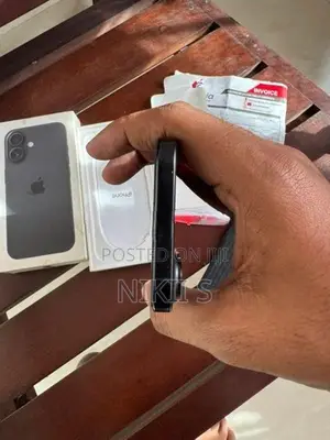 Apple iPhone 16 (Used)