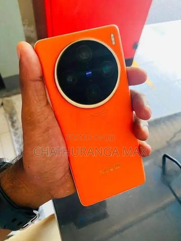 Vivo X100 Pro 165000.00 (Used)