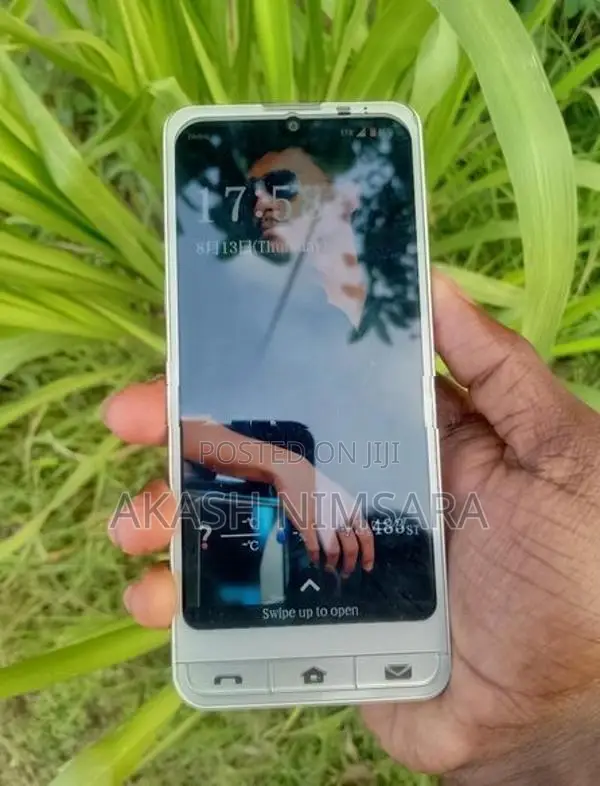 Sharp SmartPhone 6 (Used)