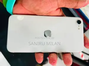 Apple iPhone SE 2 2020 (Used)