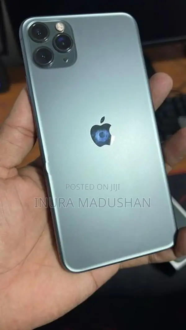 Apple iPhone 11 Pro Max (Used)