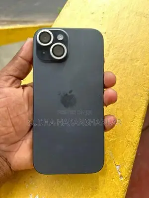 Apple iPhone 15 (Used)