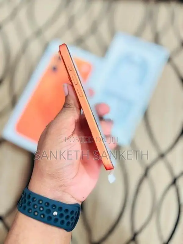 Apple iPhone 17 Pro 256GB (Used)