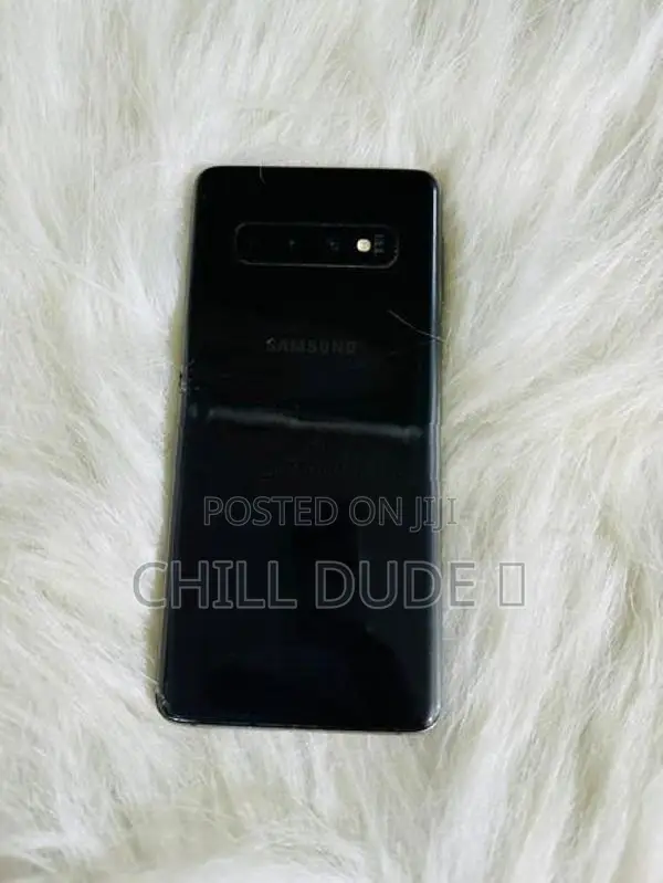 Samsung Galaxy S10 128GB (Used)