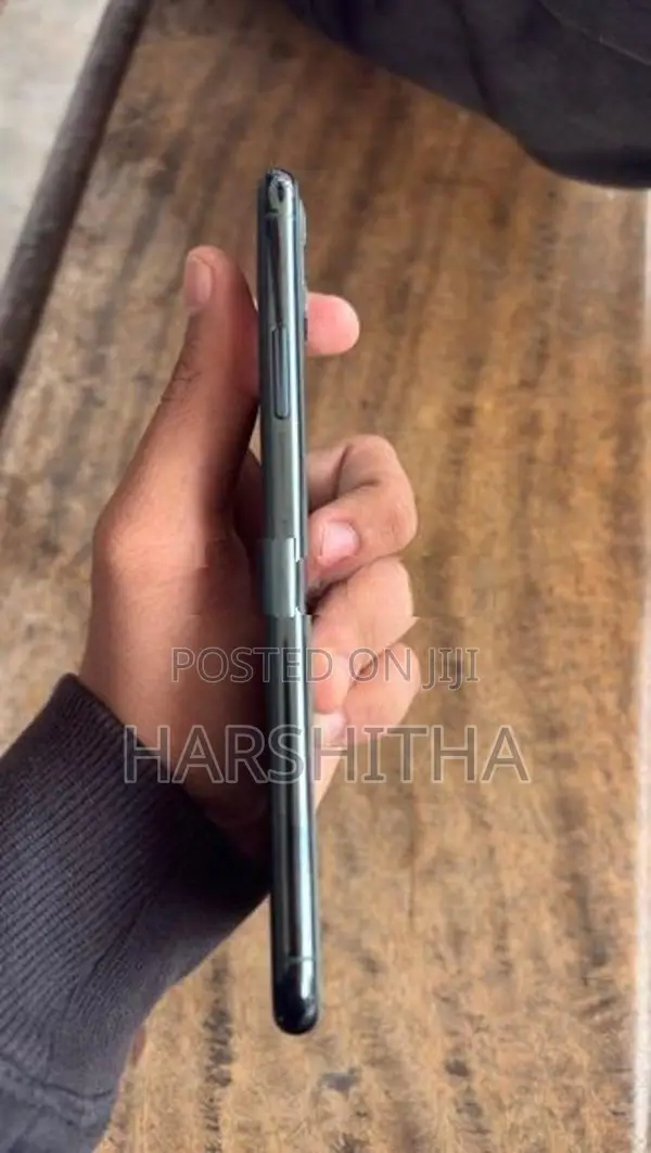 Apple iPhone 11 Pro Max (Used)