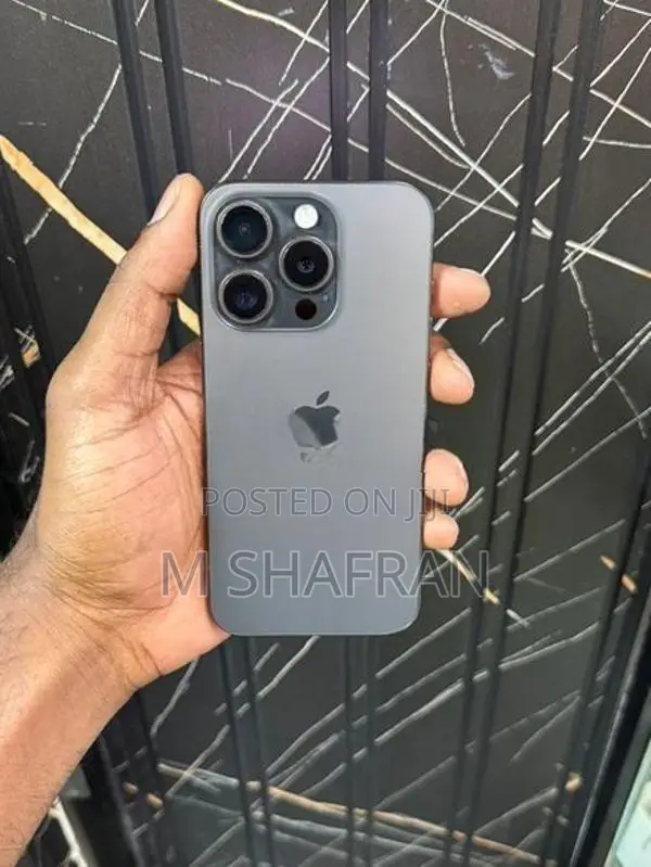 Apple iPhone 15 Pro 128gb (Used)