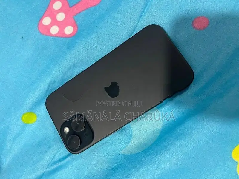 Apple iPhone 15 (Used)