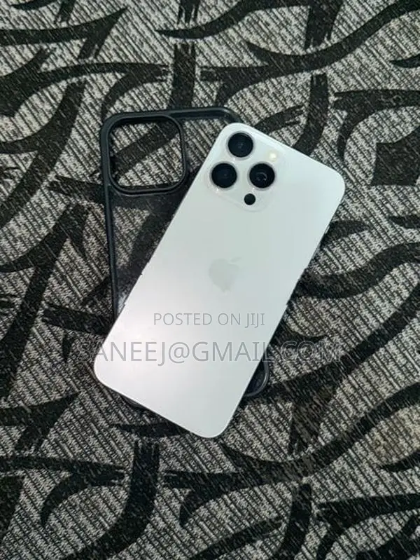 Apple iPhone 15 Pro Max (Used)