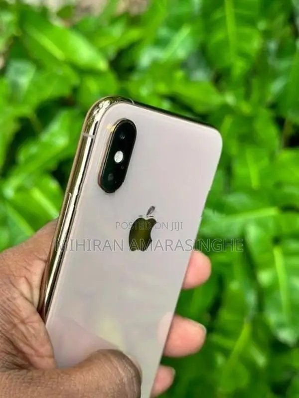 Apple iPhone XS 256gb gold colour (Used)