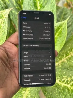 Apple iPhone XS 256gb gold colour (Used)