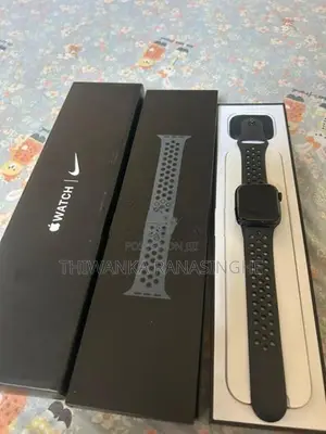 Apple Watch Series 7 Nike Edition
