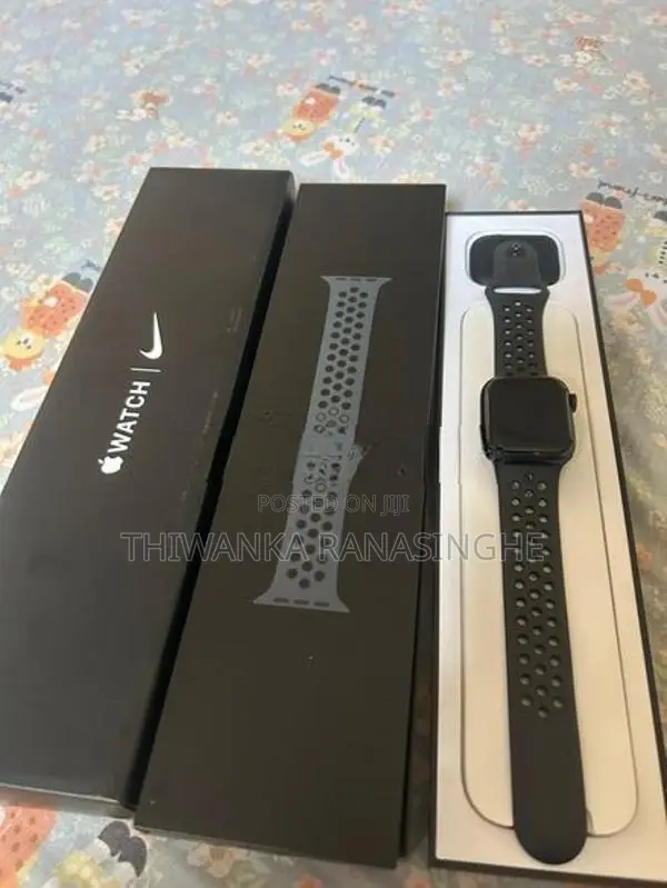 Apple Watch Series 7 Nike Edition