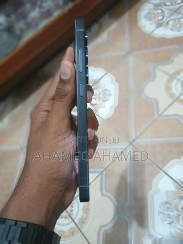 Samsung Galaxy S25 Ultra 256GB (Used)