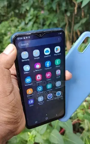 Samsung Galaxy M10 2GB 16GB (Used)