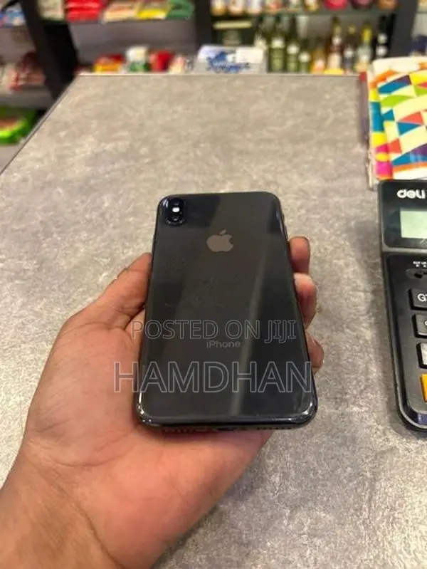 Apple iPhone X (Used)