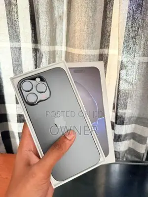 Apple iPhone 16 Pro Max 1TB (Used)